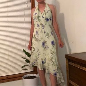 beautiful dress (read desc)